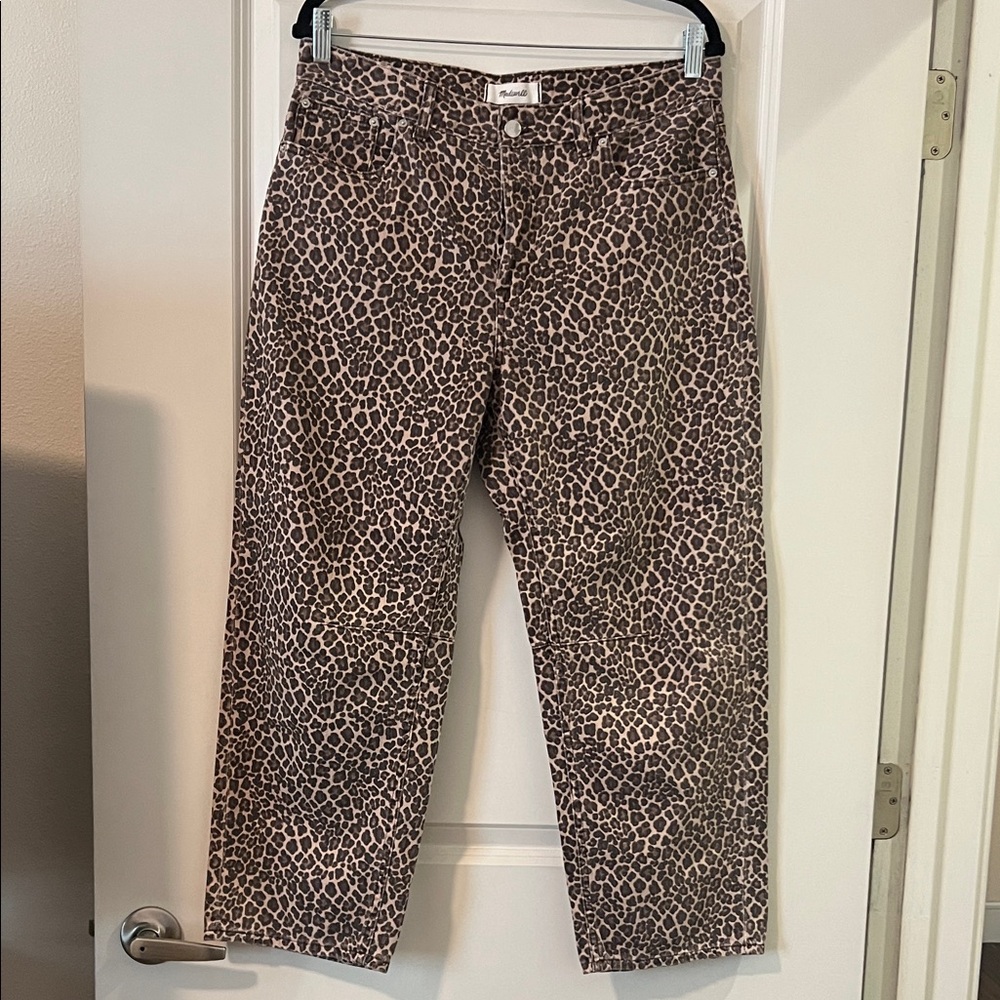 Madewell "The Darted Barrel-Leg Jean"